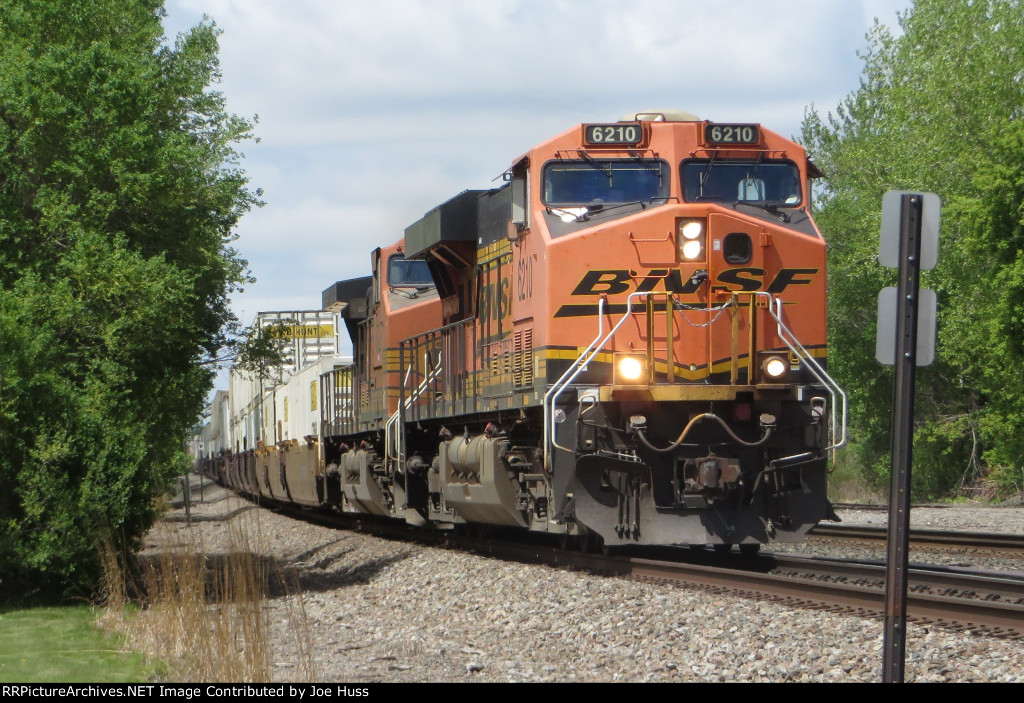 BNSF 6210 East